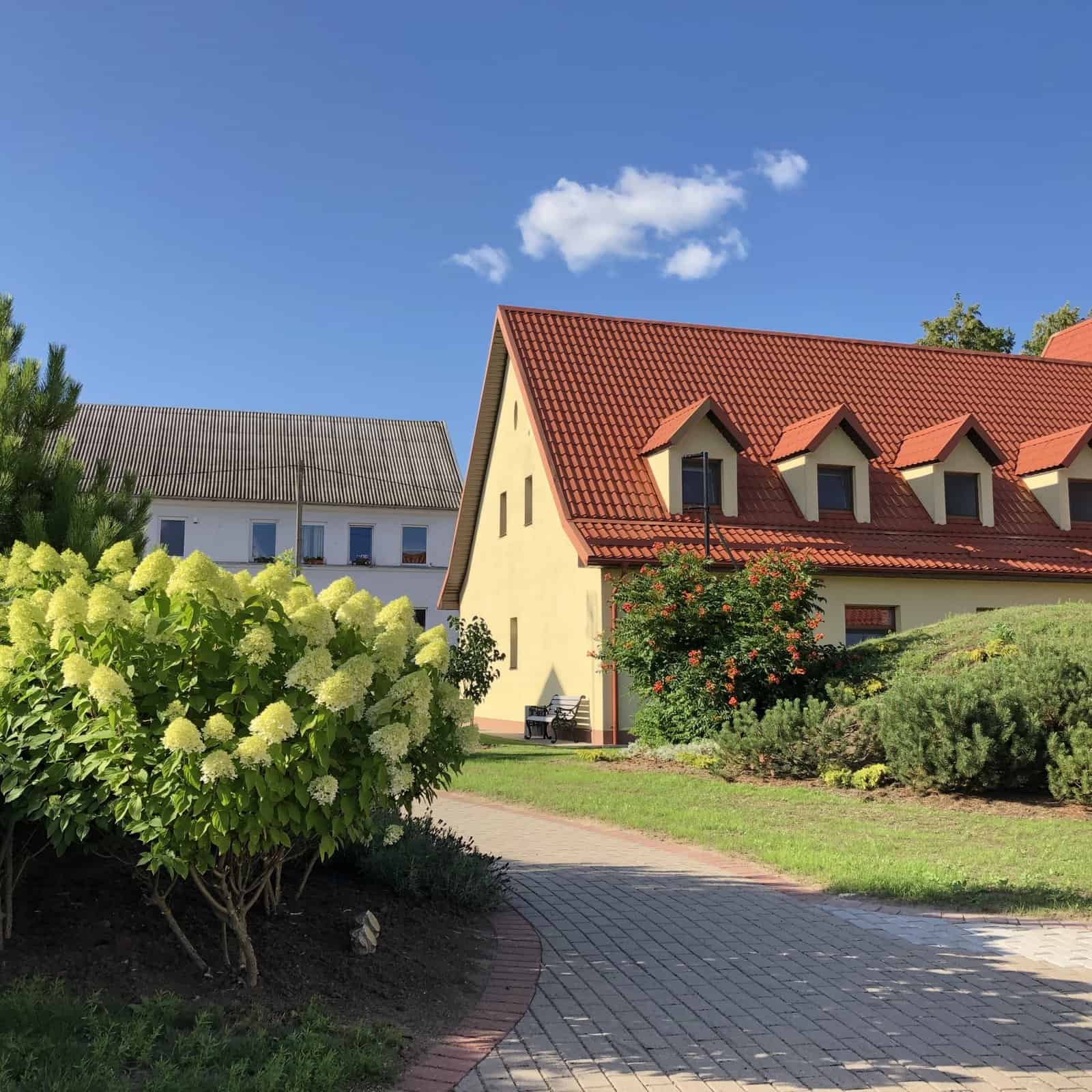 Smalininkų senjorų namai