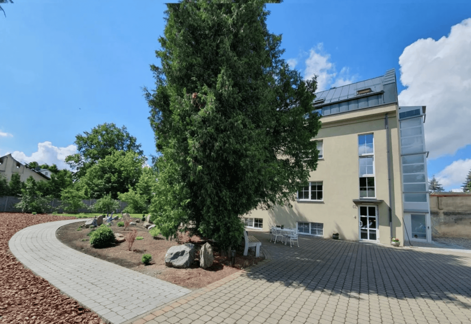 Slauga city namai Žemuosiuose Šančiuose