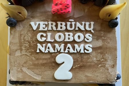 Verbūnų senelių globos namai