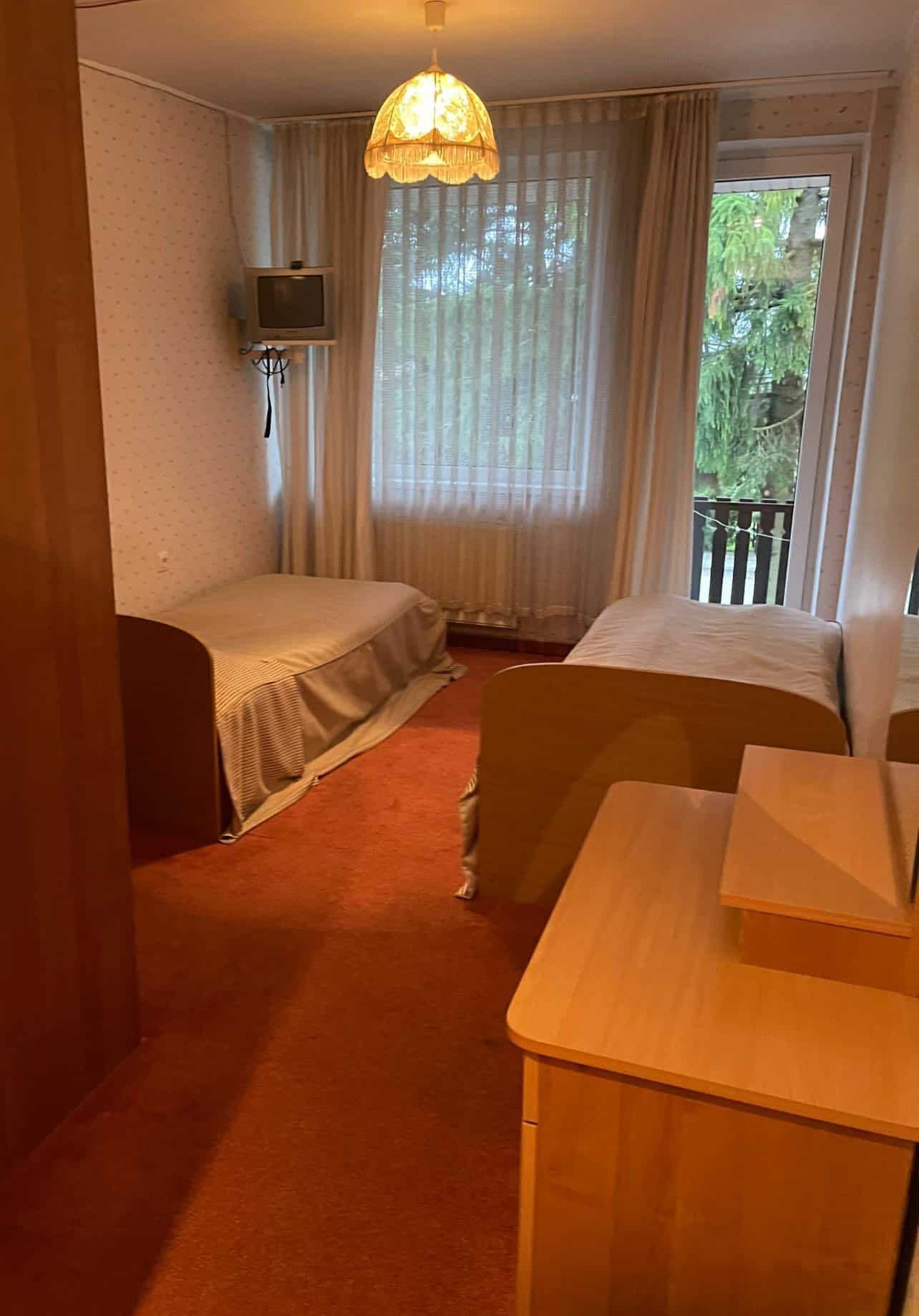 Girdžių senelių namai