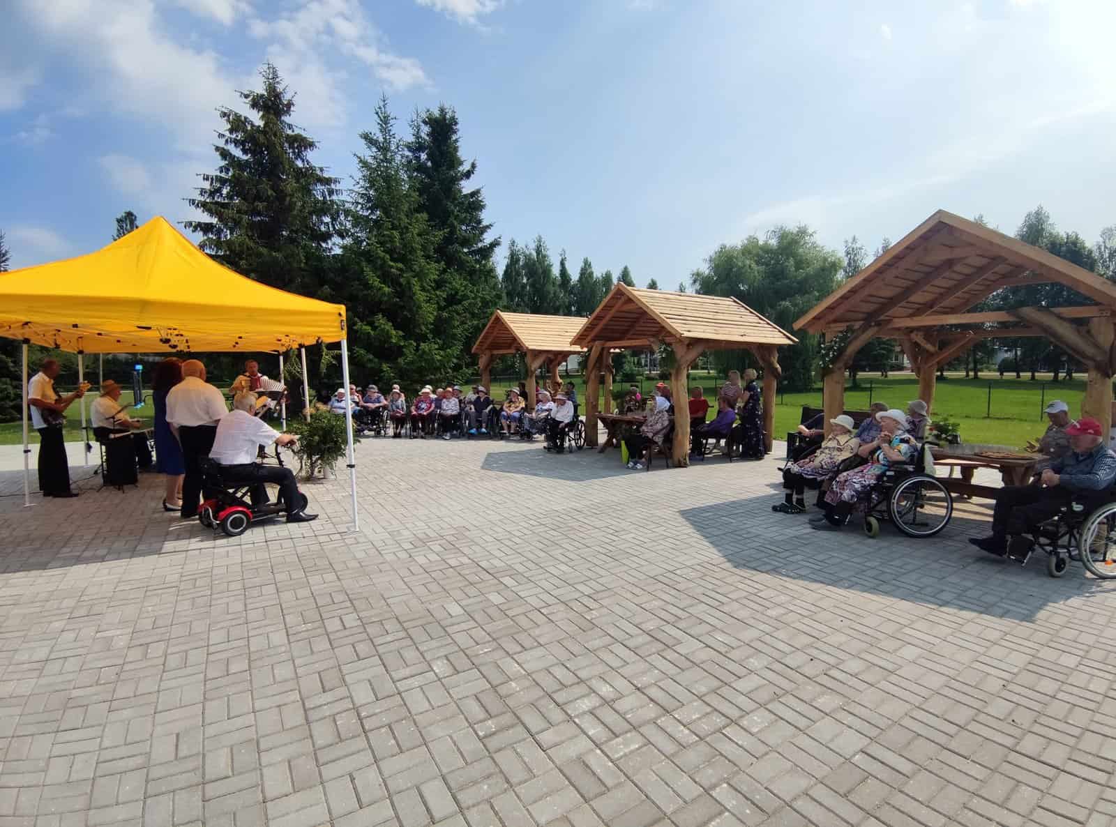 Lauksargių globos namai