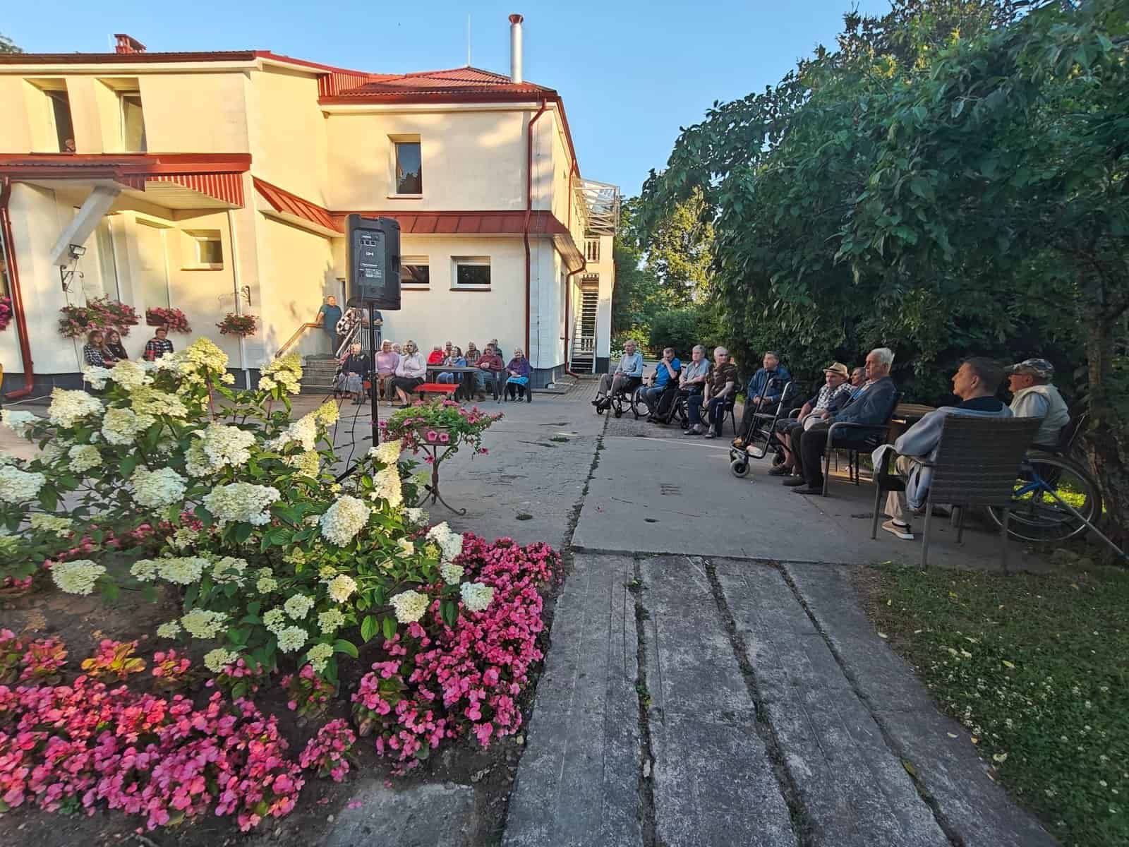Mielagėnų Pal. J. Matulaičio parapiniai globos namai