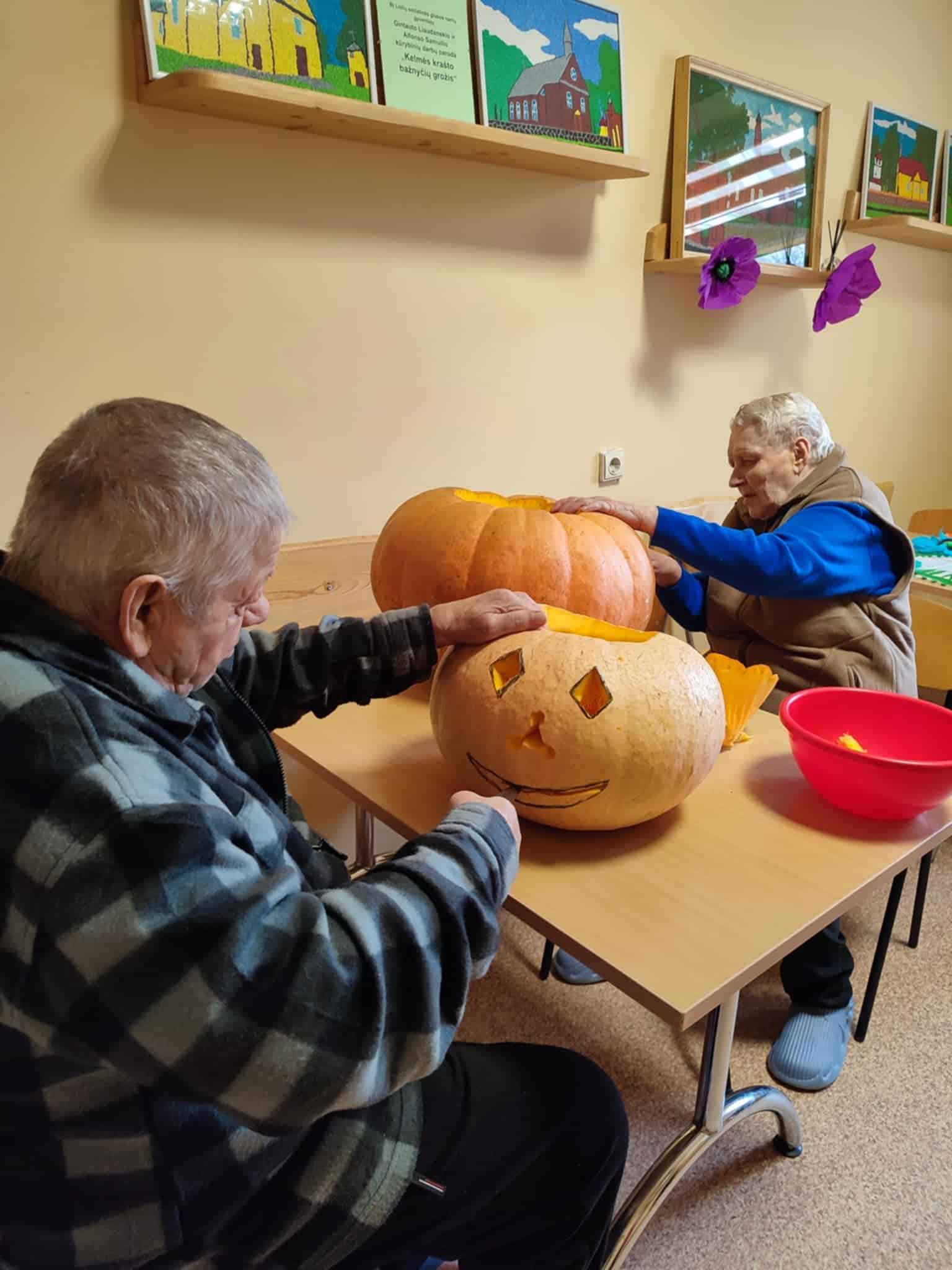Liolių socialinės globos namai