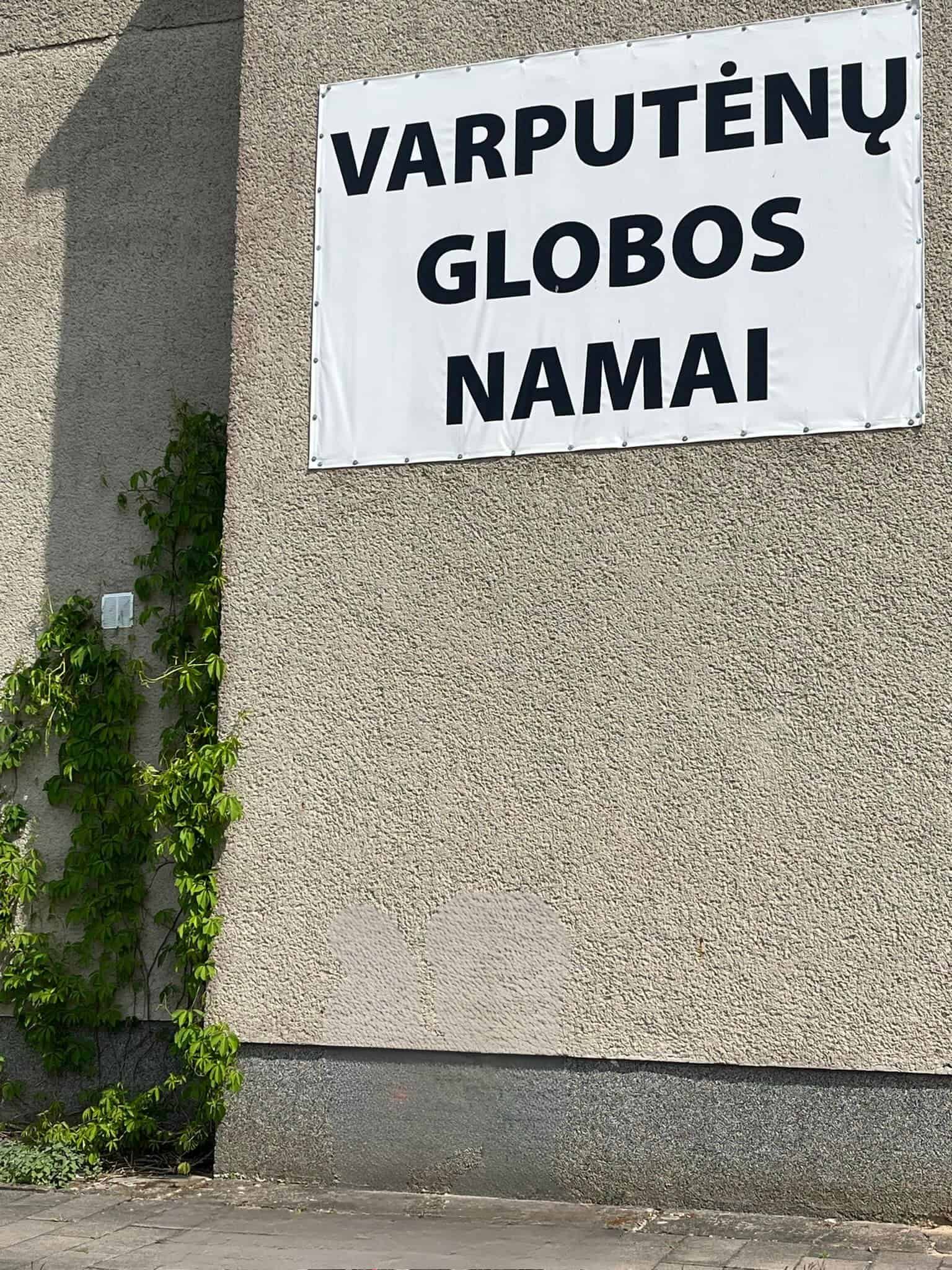 Varputėnų senelių namai