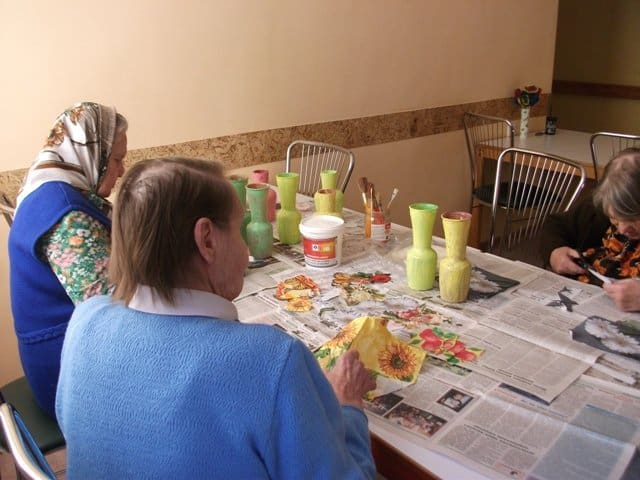 Deltuvos senelių globos namai