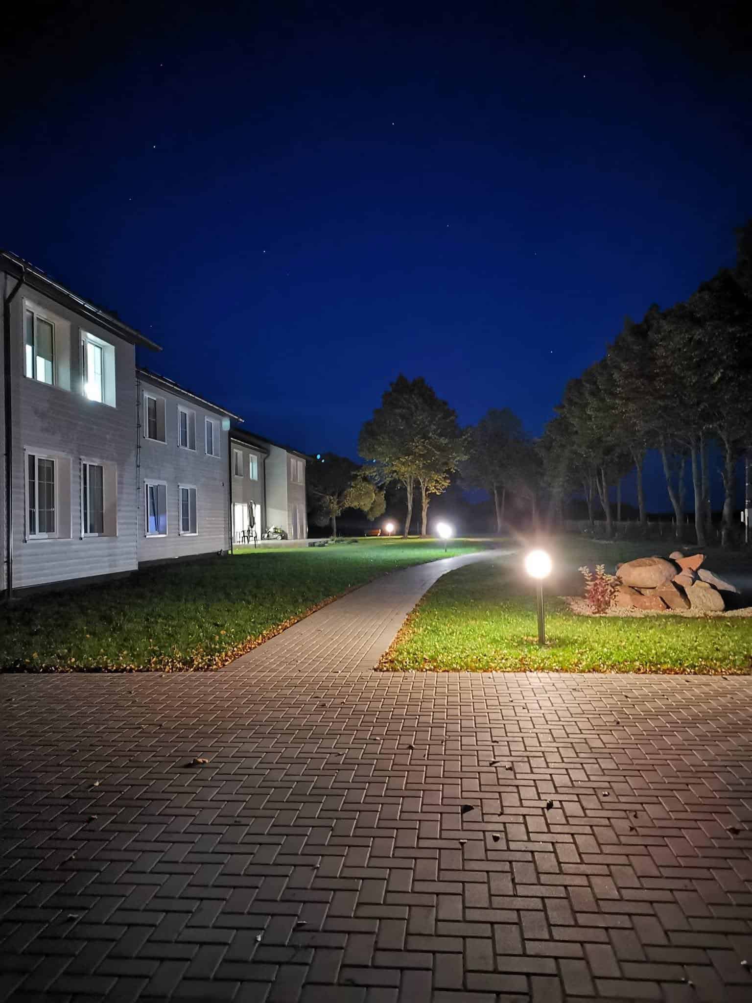 Pavandenės senjorų namai